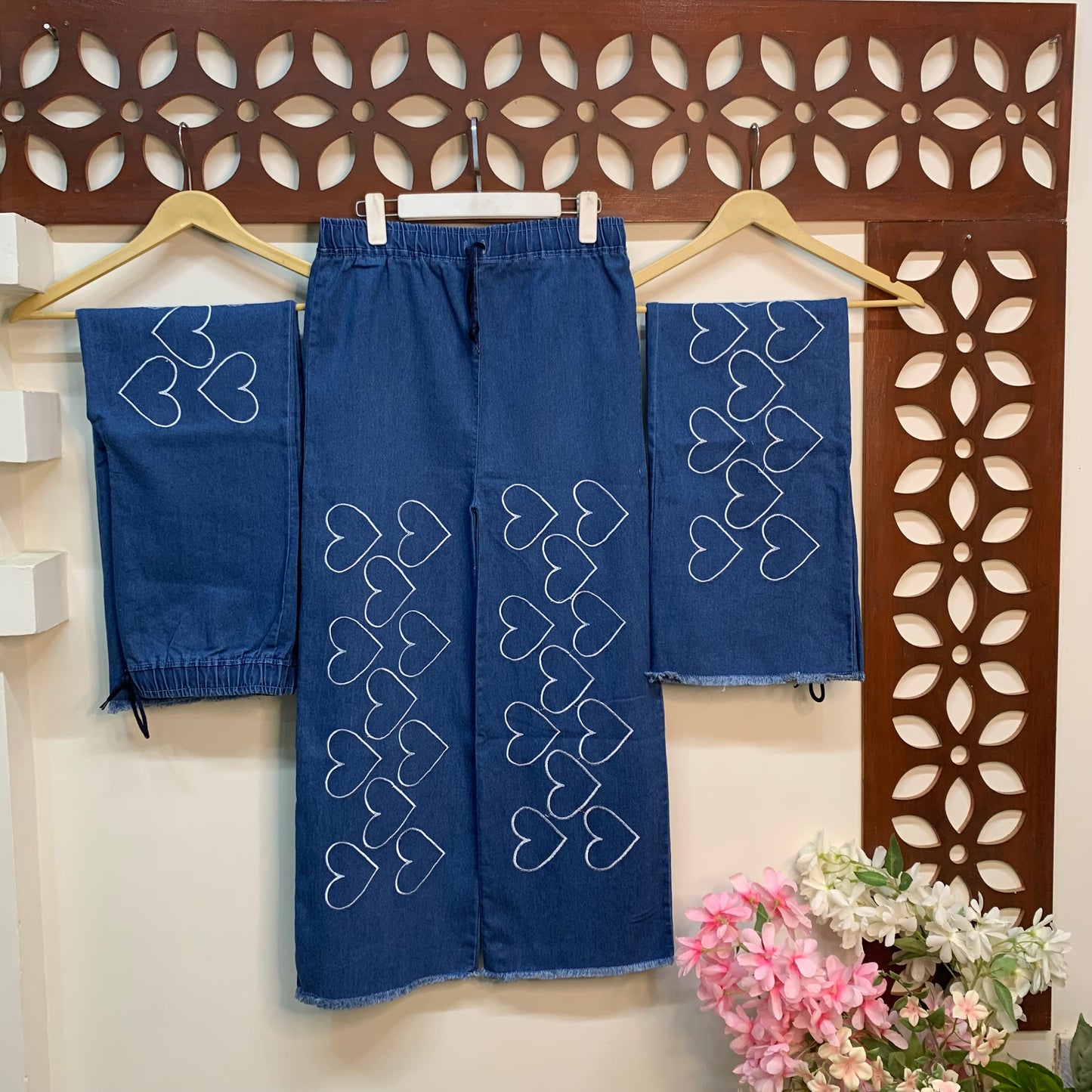 Heart Embroidered Denim Jeans with Elastic Waistband