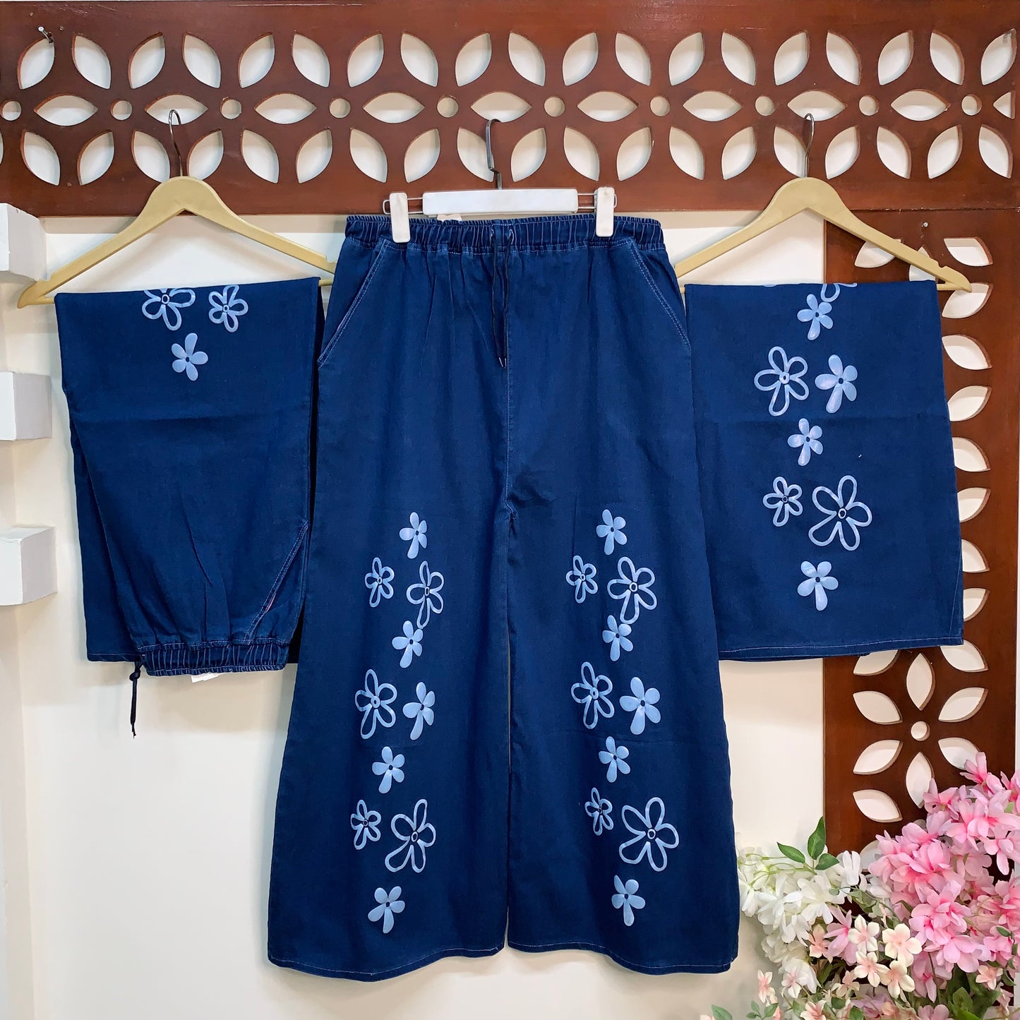 XL Denim Plazo Telenor Print with side pockets.